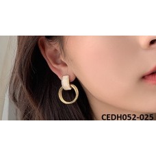 CEDH052 YQG Round drop Pair Earrings